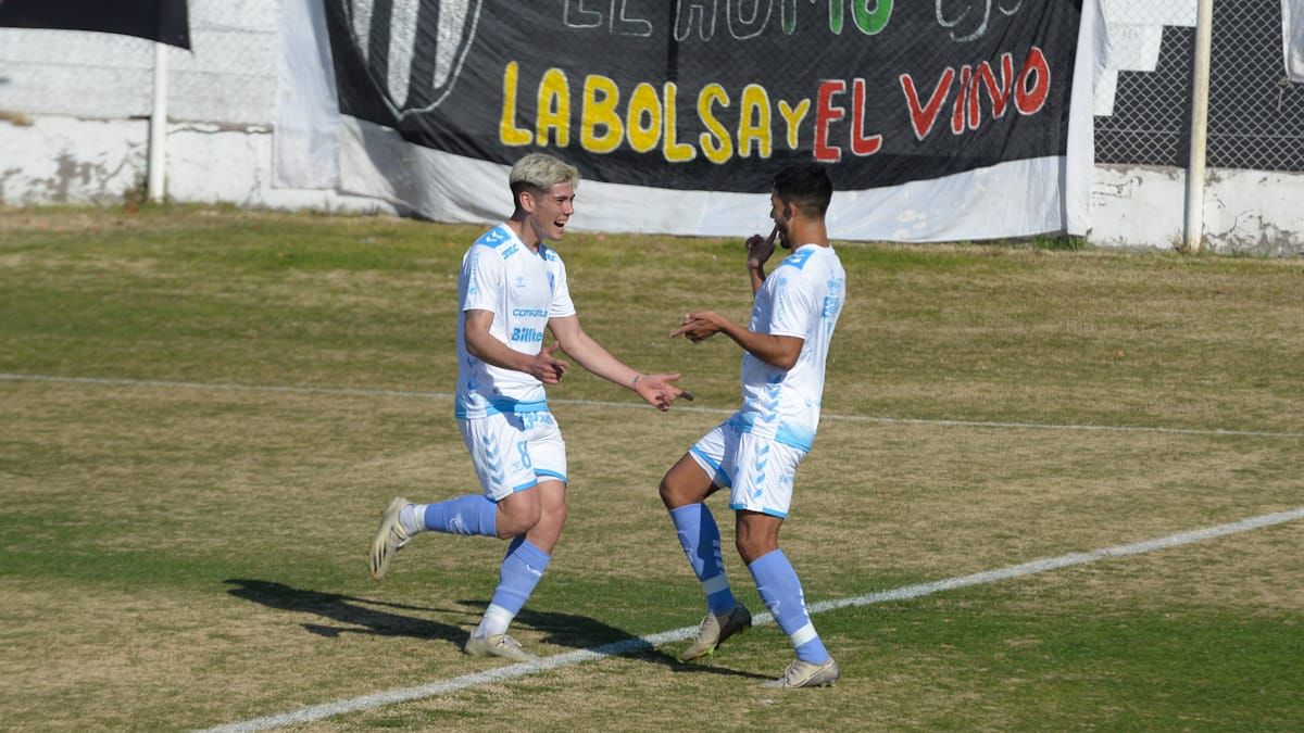 Toledo marcó el 1 a 0 para el Gasolero (UNO/Martín Pravata).