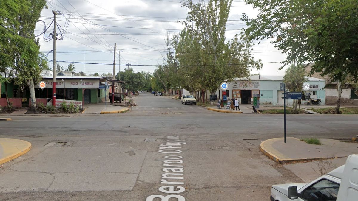 La víctima fue asaltada a mano armada por dos ladrones en calles Independencia y OHiggings, de Las Heras.