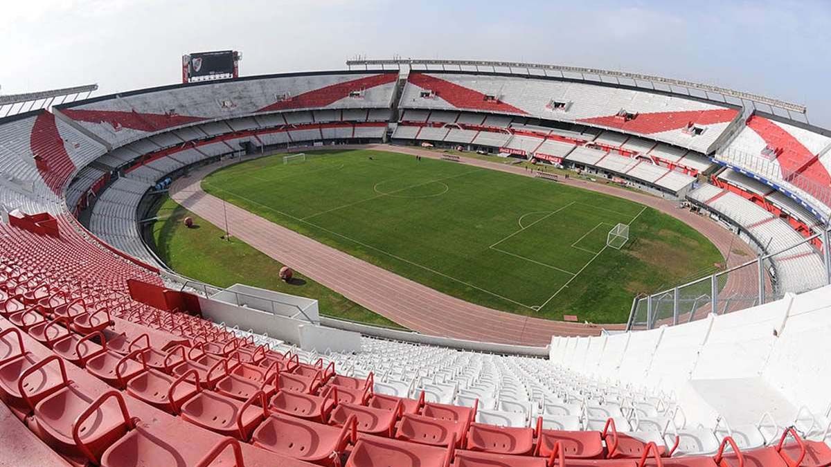 Jugó en River y San Lorenzo y fue asesinado por la espalda