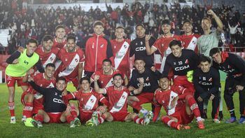 Deportivo Maipú recibe a Chacarita con la consigna de volver al triunfo: formaciones y dónde verlo Deportivo Maipú recibe a Chacarita con la consigna de volver al triunfo: formaciones y dónde verlo