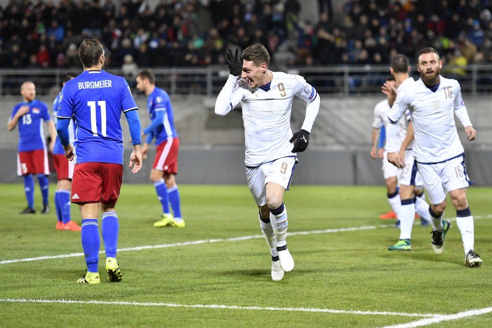 Italia y España golearon y comparten la punta del Grupo C