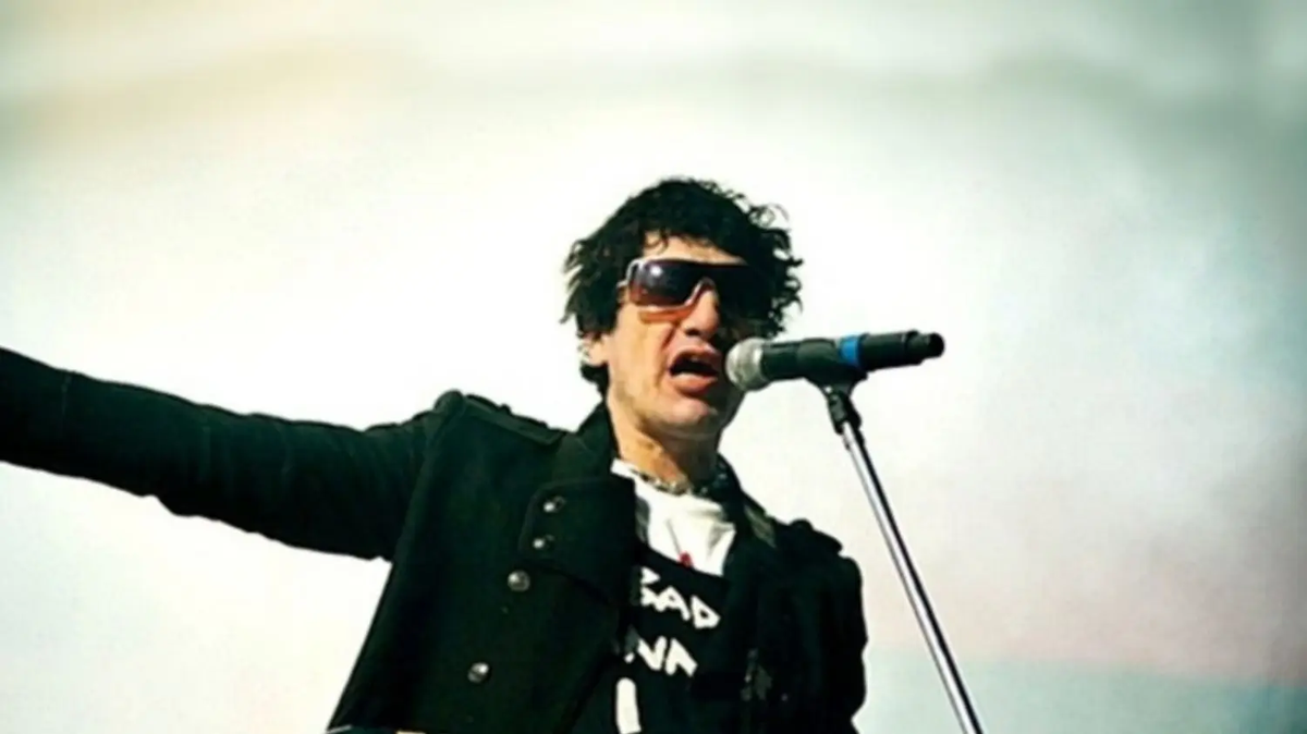 Regresa un crack del rock: el Pity Álvarez anunció su vuelta con un mega recital en el estadio de Vélez.