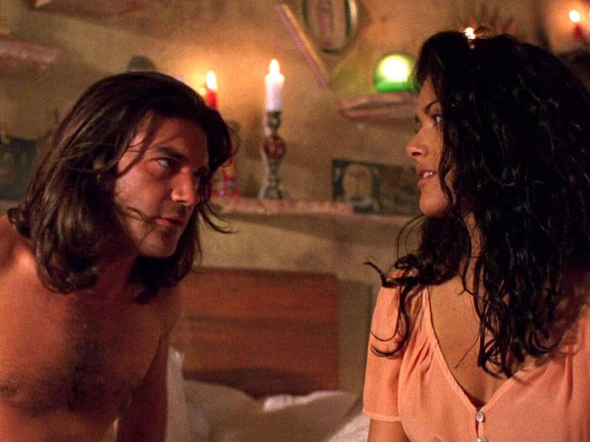 Antonio Banderas y Salma Hayek en la película Desperado