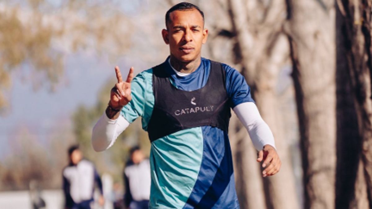 Villa será el capitán de Independiente Rivadavia ante Tigre por la Copa Argentina