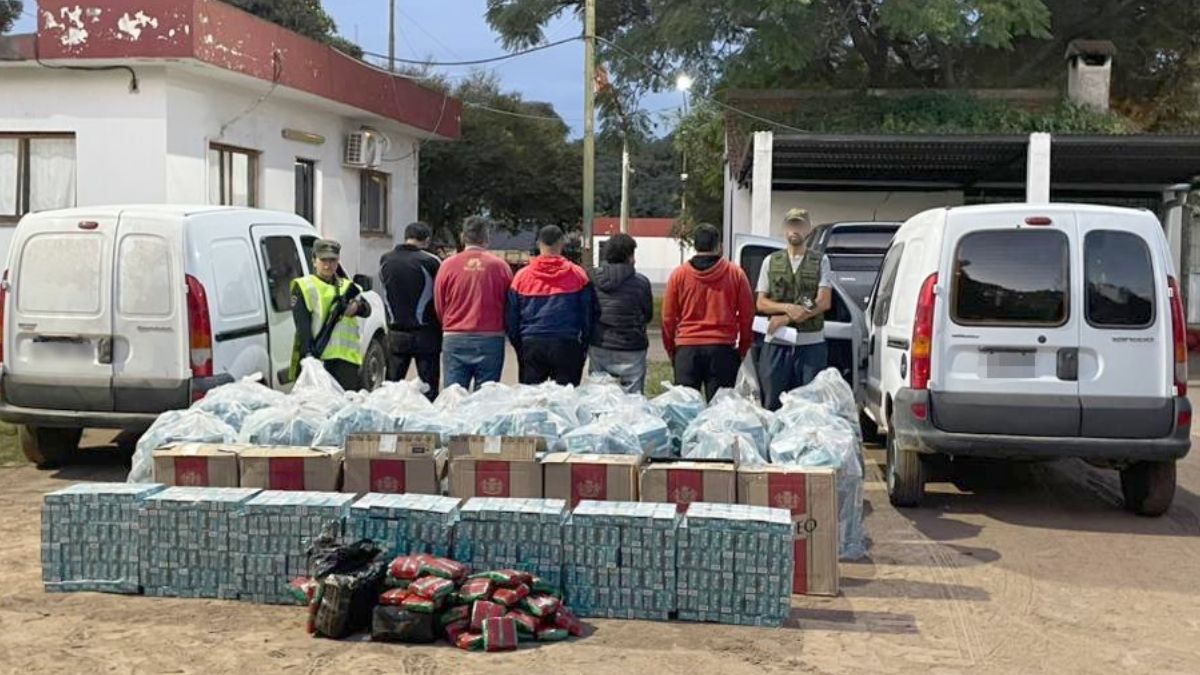 Golpe a la banda que cometía el millonario contrabando. Golpe a la banda que cometía el millonario contrabando.