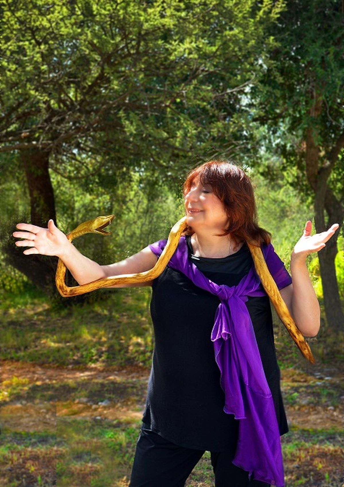 Ludovica Squirru anticipó en el aire de Primeras Voces de Radio Nihuil lo que será su presentación este viernes 23 de mayo a las 18, en Bodega Vinorum. Ludovica Squirru anticipó en el aire de Primeras Voces de Radio Nihuil lo que será su presentación este viernes 23 de mayo a las 18, en Bodega Vinorum.