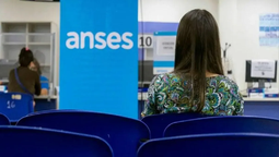 Empleados de la ANSES de hasta 62 años podrán adherirse al retiro voluntario. Empleados de la ANSES de hasta 62 años podrán adherirse al retiro voluntario.