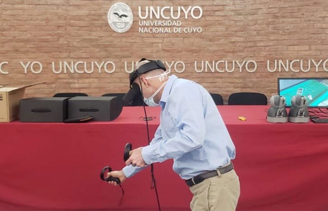 Desarrollado íntegramente en Mendoza, la UNCuyo ya cuenta con un simulador de realidad virtual en neurocirugía. Foto: Gentileza Prensa UNCuyo.&nbsp;