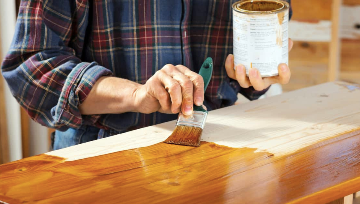 Crea tu propio barniz y deja tus muebles de madera como nuevos