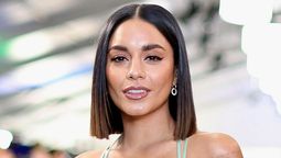 La actriz Vanessa Hudgens interpreta a Rubí Collins en la película de Netflix.