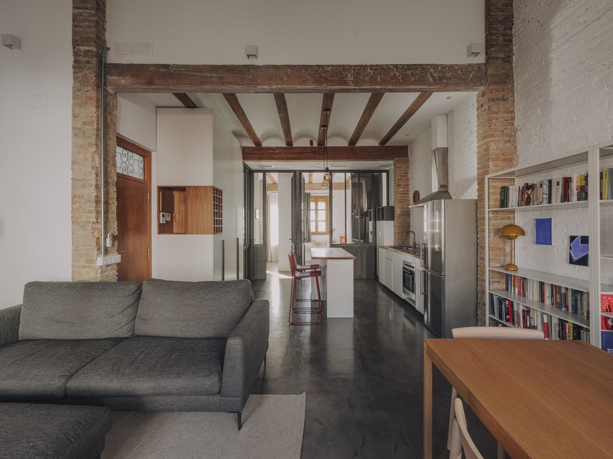 Casa Rojas Clemente es otro de los trabajos de interiorismo realizados por Daniele en Valencia. Casa Rojas Clemente es otro de los trabajos de interiorismo realizados por Daniele en Valencia.