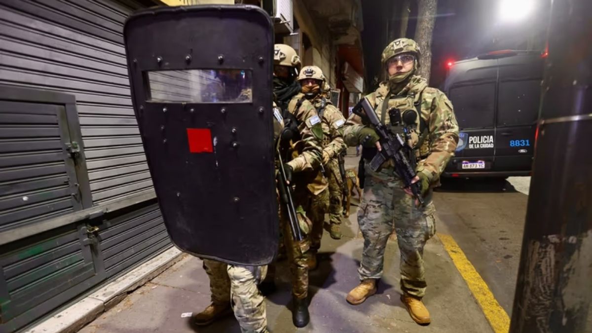 El operativo que se realizó contra la venta de drogas en Buenos Aires. El operativo que se realizó contra la venta de drogas en Buenos Aires.