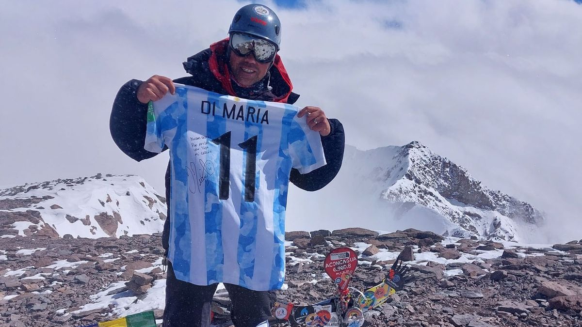 Desde la cumbre del Aconcagua