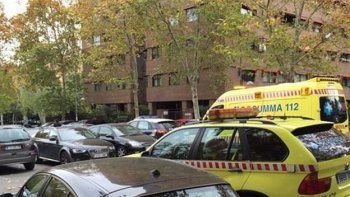 Una mujer muere al caer desde un piso 14 cuando limpiaba los cristales