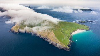 Paradisíaca isla de Irlanda ofrece trabajo para dos, con todo pago... pero no es apto para cualquiera