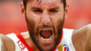 España derrotó a Australia en un apasionante final y es el primer finalista del Mundial de básquet