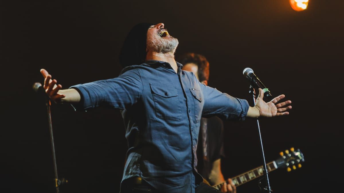 La banda uruguaya La Vela Puerca llenó el Auditorio Ángel Bustelo por sus 30 años. La banda uruguaya La Vela Puerca llenó el Auditorio Ángel Bustelo por sus 30 años.