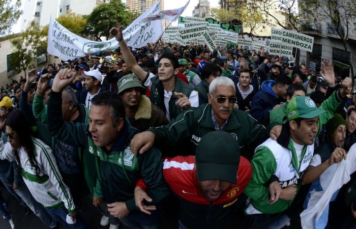 La marcha de las centrales obreras en contra del gobierno ya se hace sentir en Buenos Aires