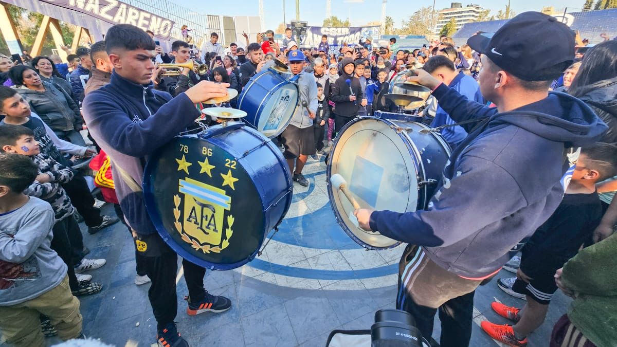 Festejo del día de la niñez en el estadio Bautista Gargantini. Festejo del día de la niñez en el estadio Bautista Gargantini.