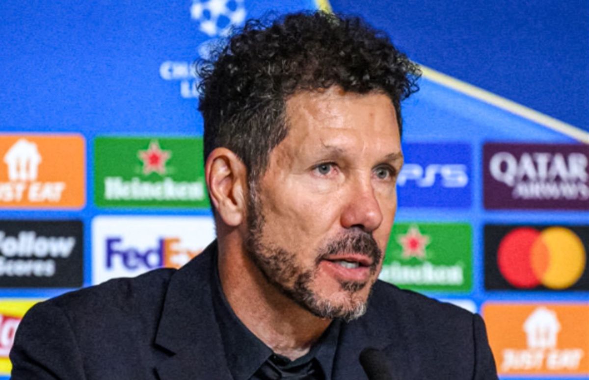 El DT protagonizó un tenso momento en la conferencia de prensa.