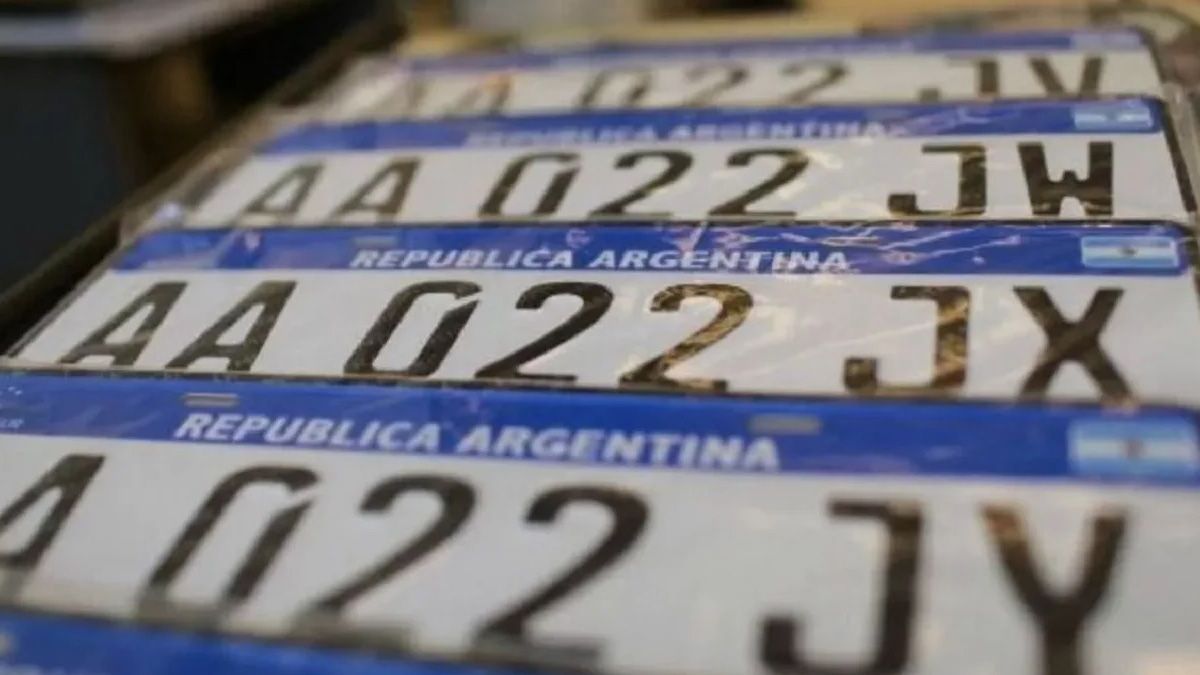 La patente es primordial para averiguar quién es el titular de un auto.