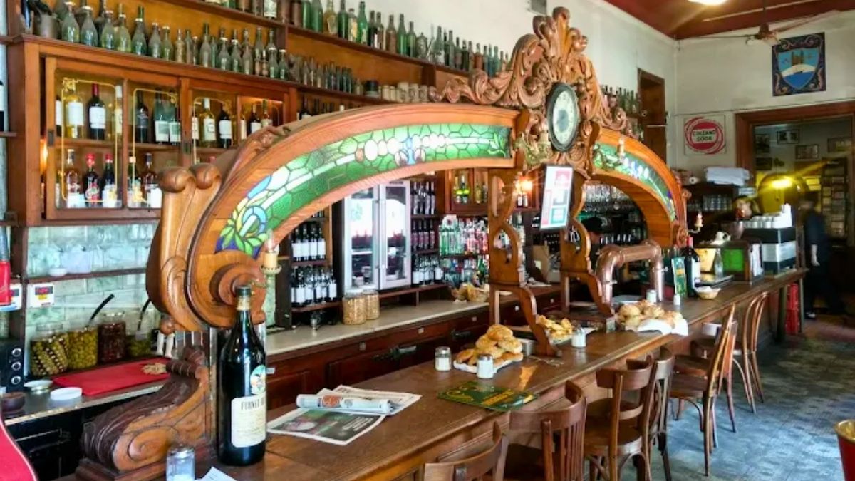 El bodegón tiene toda la mística porteña. El bodegón tiene toda la mística porteña.