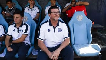 Alfredo Berti antes del partido de Independiente Rivadavia con Fluminense: Lo plantearemos de igual a igual