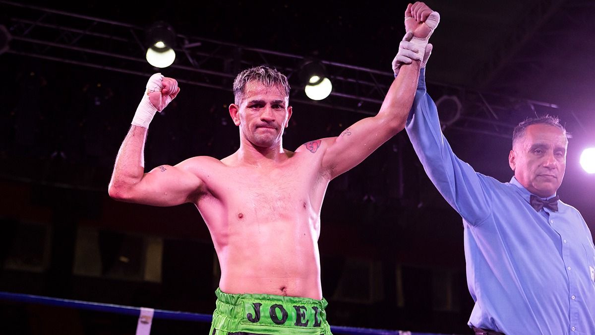 Jonathan Joel Arena logró un buen triunfo en la noche de boxeo profesional del Polimeni