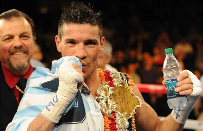 Sergio Maravilla Martínez se lució ante Mackiln y lo sacó en el 12º round