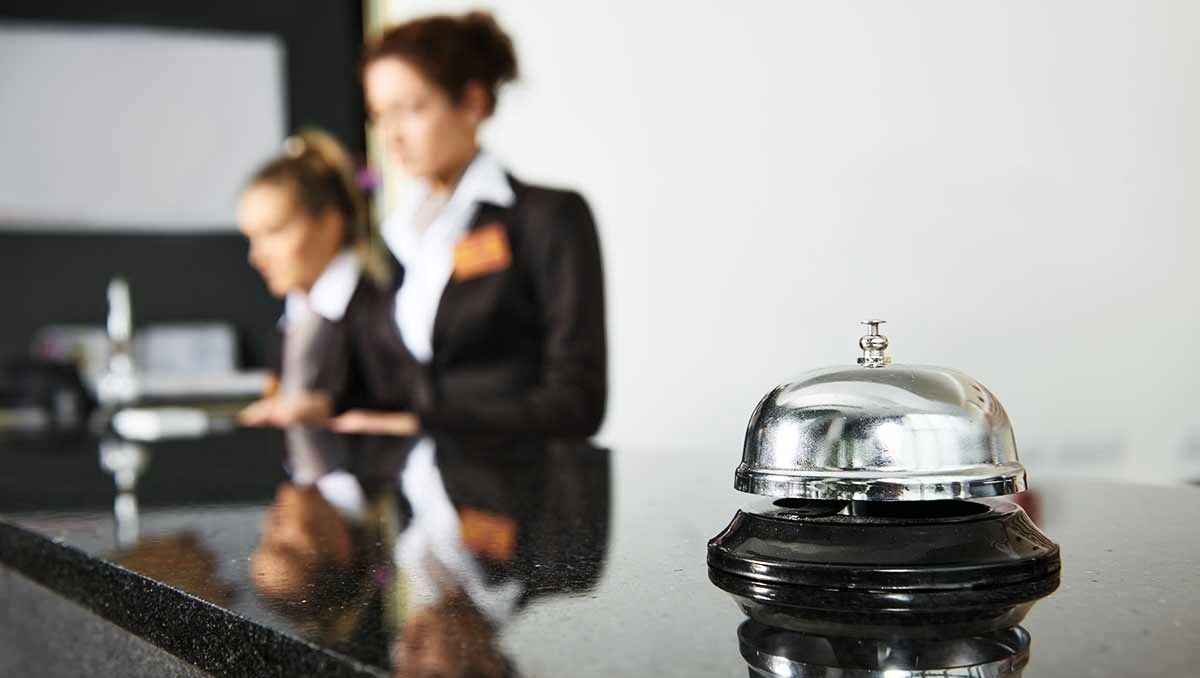 Este trabajo es de jornada completa y en relación de dependencia.