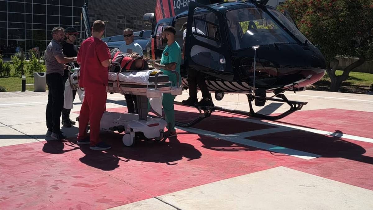 Rescataron en helicóptero a un hombre que cayó a un barranco cuando hacía enduro en cuatriciclo