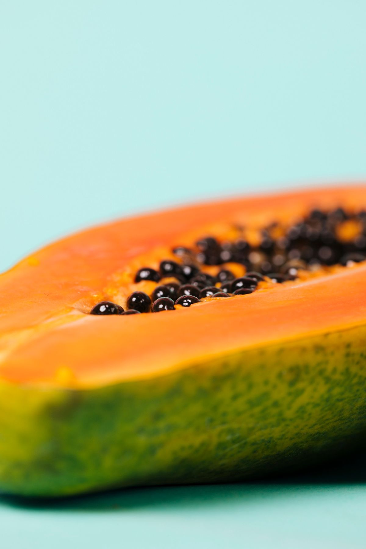La papaya es originaria de las zonas tropicales de México y Centroamérica. Imagen de Freepik. La papaya es originaria de las zonas tropicales de México y Centroamérica. Imagen de Freepik.