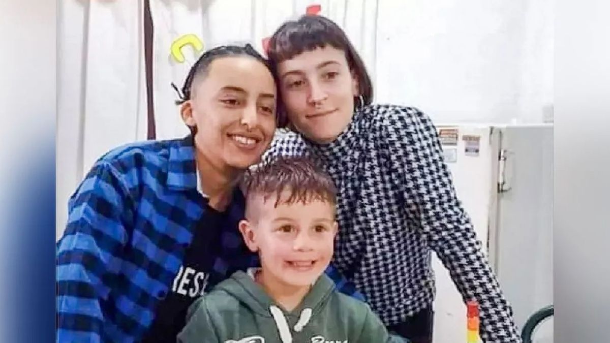 Abigail Páez, Magdalena Espósito y el pequeño Lucio Dupuy, asesinado a golpes por ambas mujeres condenadas a prisión perpetua Abigail Páez, Magdalena Espósito y el pequeño Lucio Dupuy, asesinado a golpes por ambas mujeres condenadas a prisión perpetua