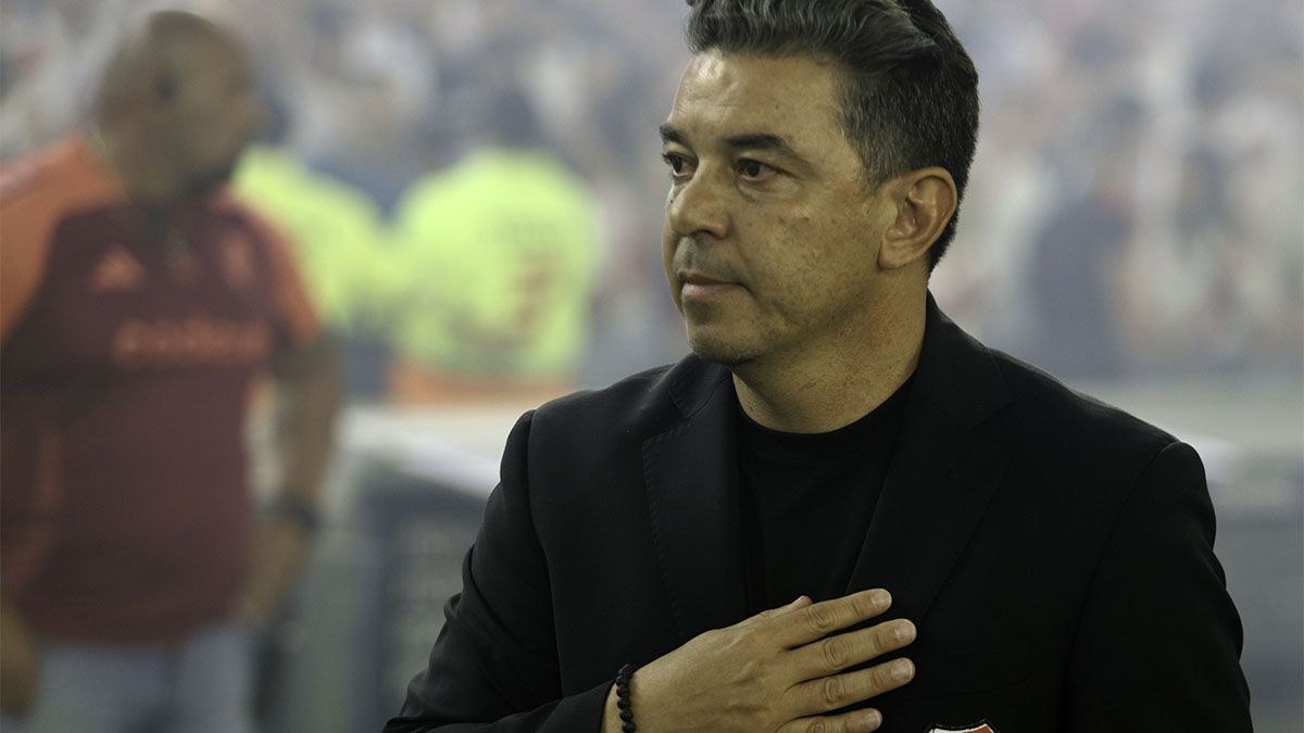 El DT incluyó al mediocampista en la nómina de futbolistas que no serían tenidos en cuenta.