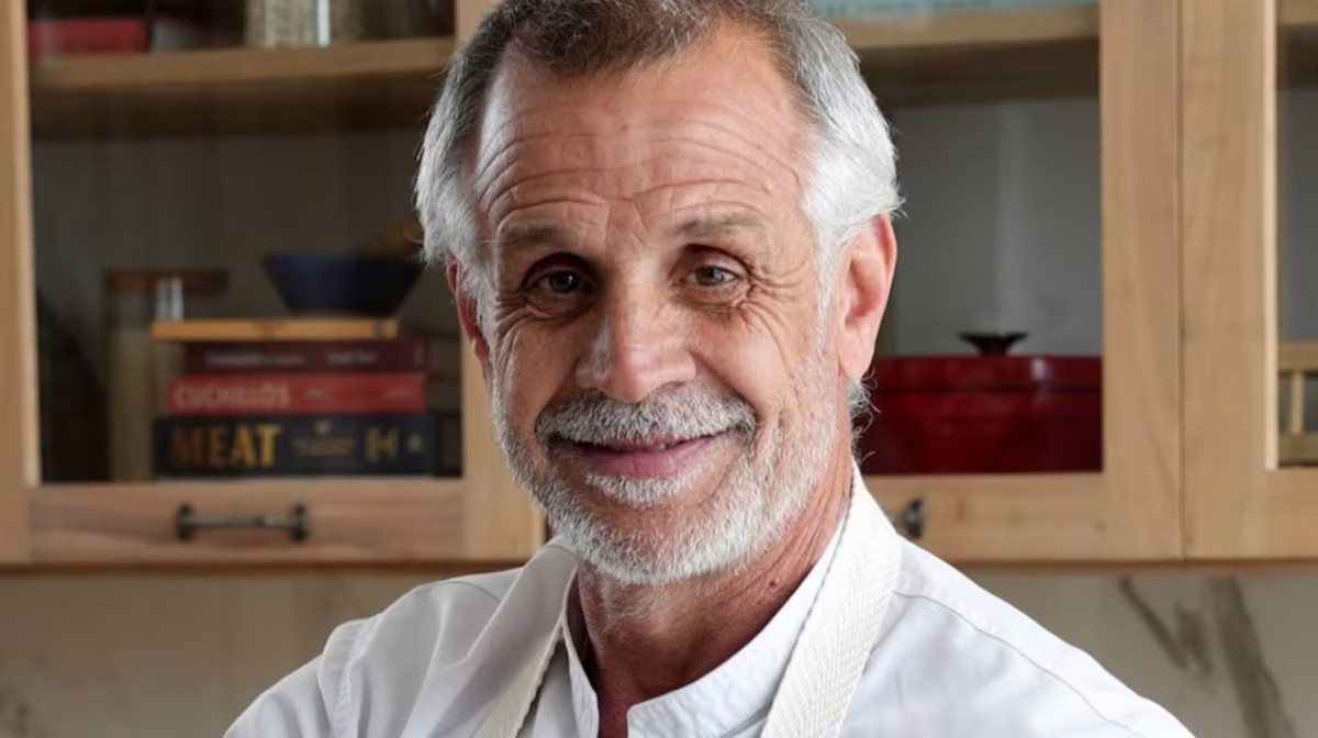 Christian Petersen sufrió un episodio que lo dejó hospitalizado cuando estaba escalando el volcán Lanin.