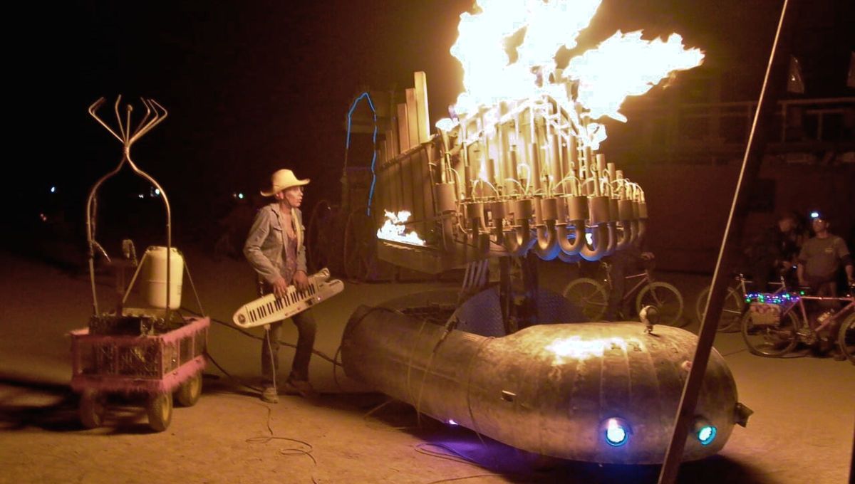 El instrumento musical que nadie se atrevería a tocar sin un matafuego: es el único del mundo en funcionar con fuego. Fuente: La Brújula Verde