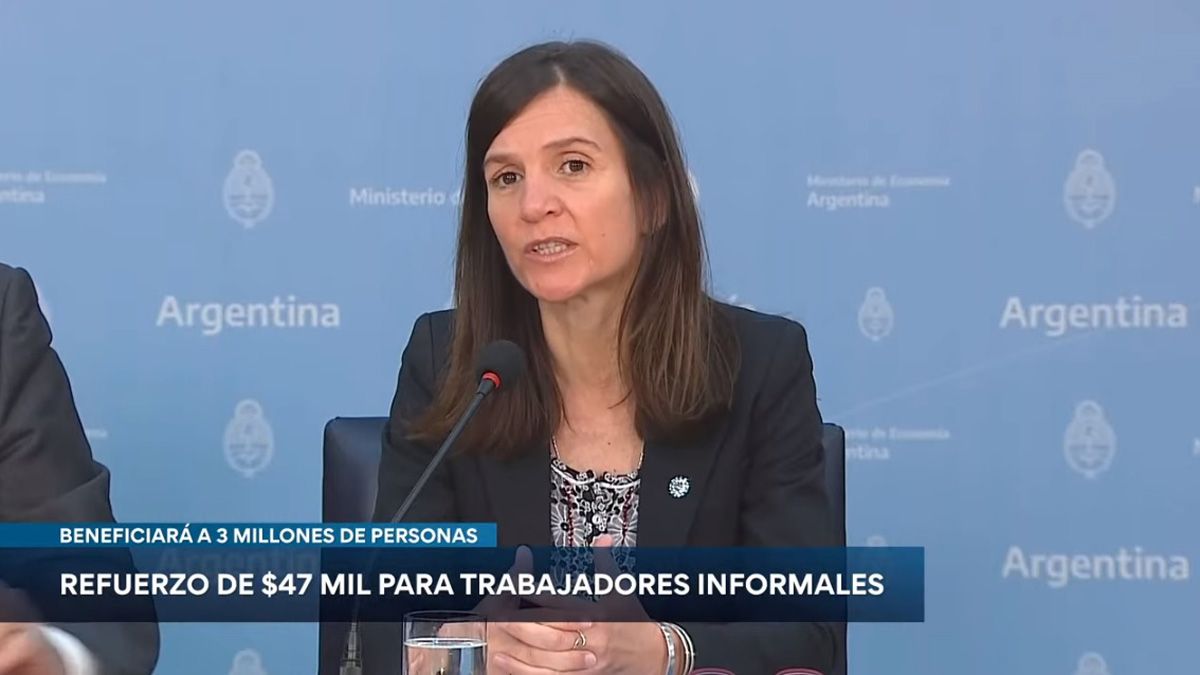 La titular de Anses Fernanda Raverta realizó el anuncio junto al ministro de Economía Sergio Massa La titular de Anses Fernanda Raverta realizó el anuncio junto al ministro de Economía Sergio Massa
