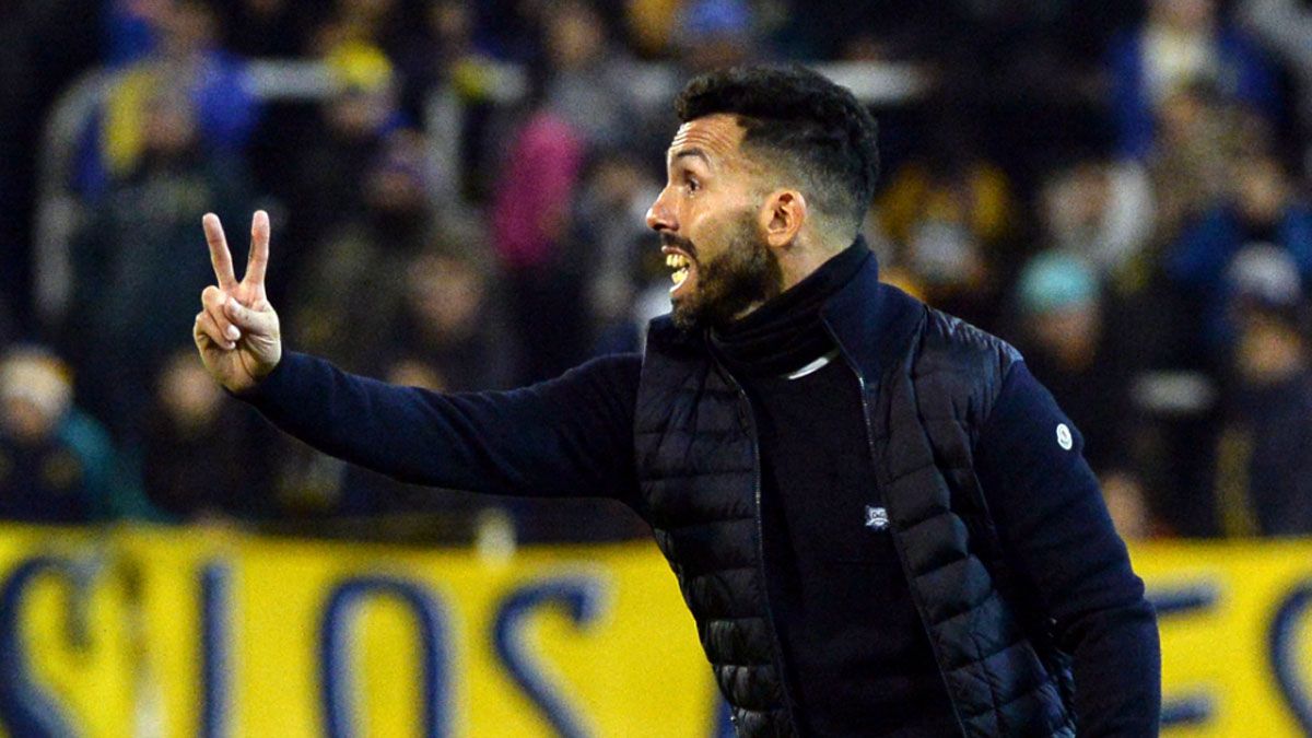 El debut de Carlos Tevez como DT de Rosario Central fue con una derrota ante Gimnasia La Plata