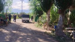 La camioneta Nissan que atropelló yu mató a la niña de un año. La camioneta Nissan que atropelló yu mató a la niña de un año.