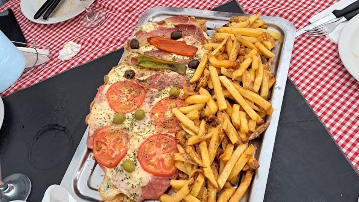 El bodegón porteño ideal para comer la tortilla de papas con cebolla y chorizo colorado