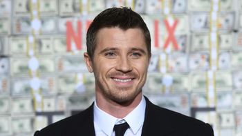 Está en Prime Video, es subida de tono y retrata un romance con diferencia de edad