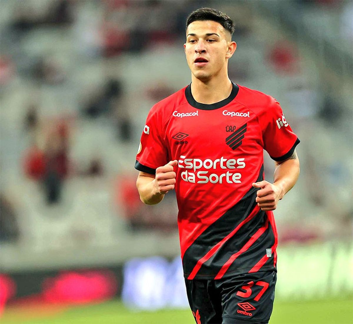 Lucas Esquivel. Lucas Esquivel.