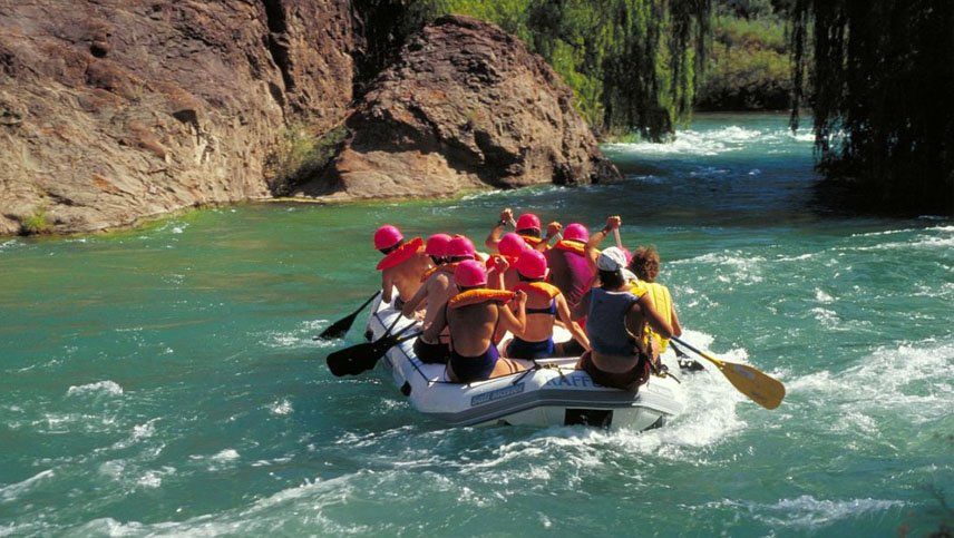 La idea que comparten en el Gobierno y la comuna de San Rafael, es hacer sobre el río Diamante un recorrido turístico que imite lo hecho en el cañón del Atuel. 