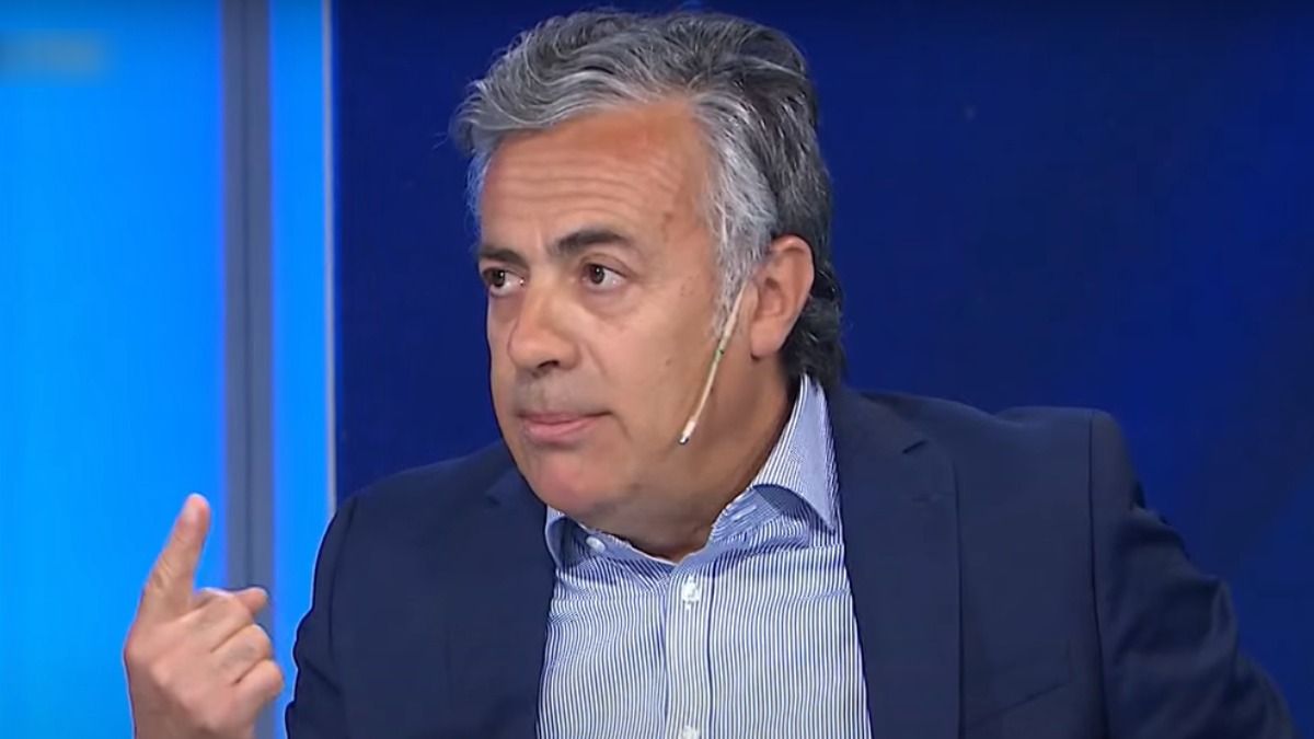 Durante el periodo de Cornejo como diputado nacional hubo 36 sesiones y él tuvo 2 inasistencias genuinas y 3 justificadas.