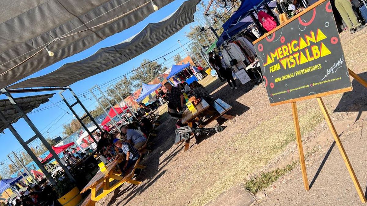 Americana Feria de Lourdes Lula Lera en Vistalba. Americana Feria de Lourdes Lula Lera en Vistalba.