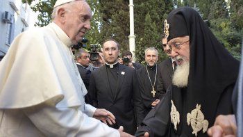 El Papa le pidió a los católicos de Georgia apertura hacia los ortodoxos