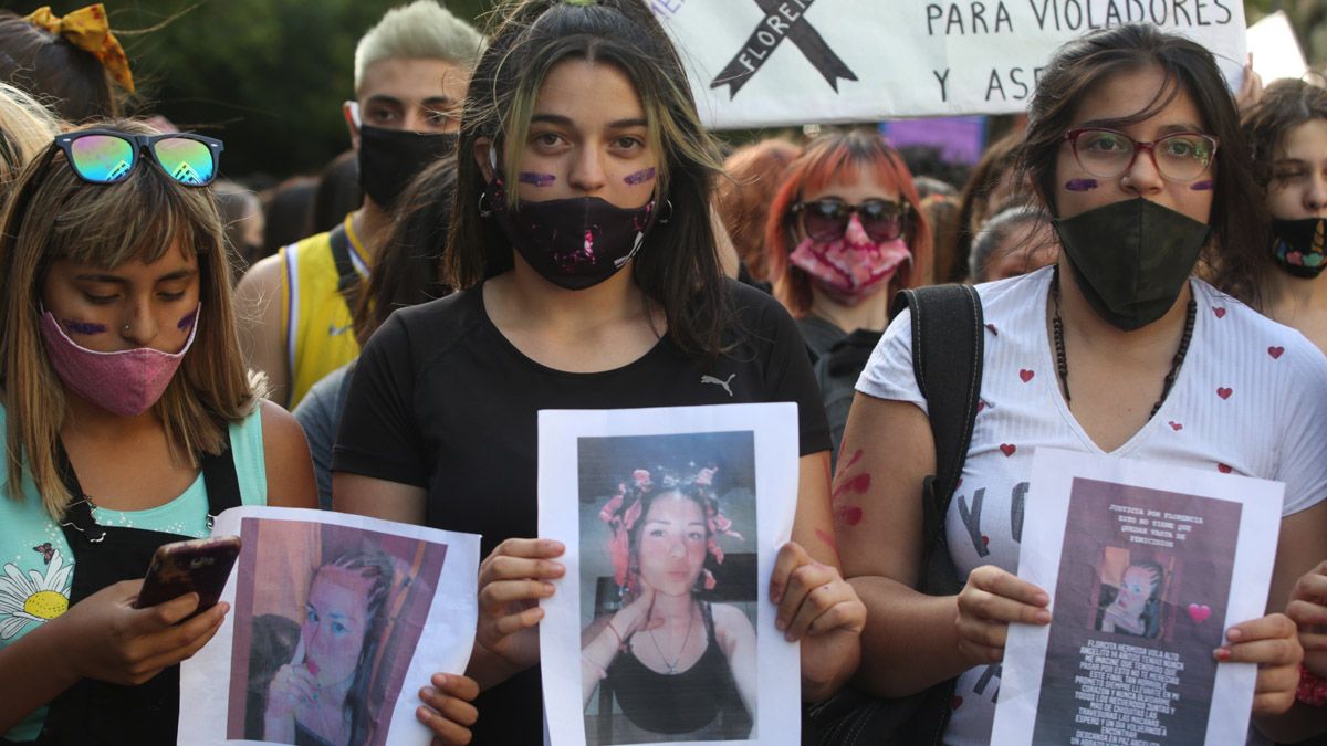 La policía del 911 en la mira de la querella