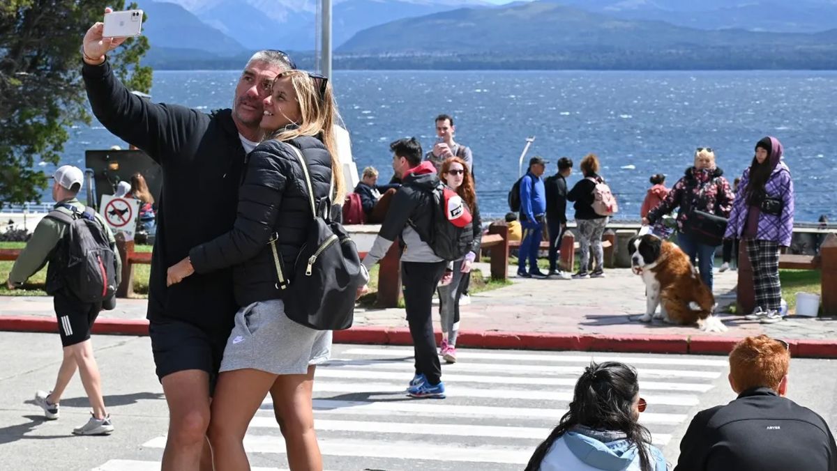 Bariloche es uno de los destinos más elegidos por turistas argentinos y extranjeros, pero es más caro que Dubai Bariloche es uno de los destinos más elegidos por turistas argentinos y extranjeros, pero es más caro que Dubai