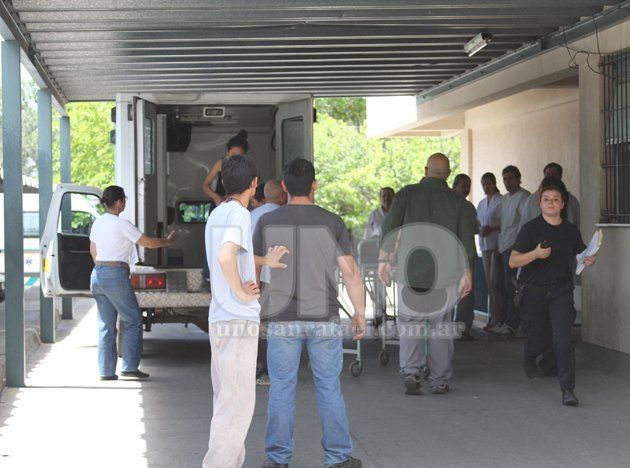 Tras la visita de la titular de la DGE sólo quedó internada la directora de la escuela Santa Cruz