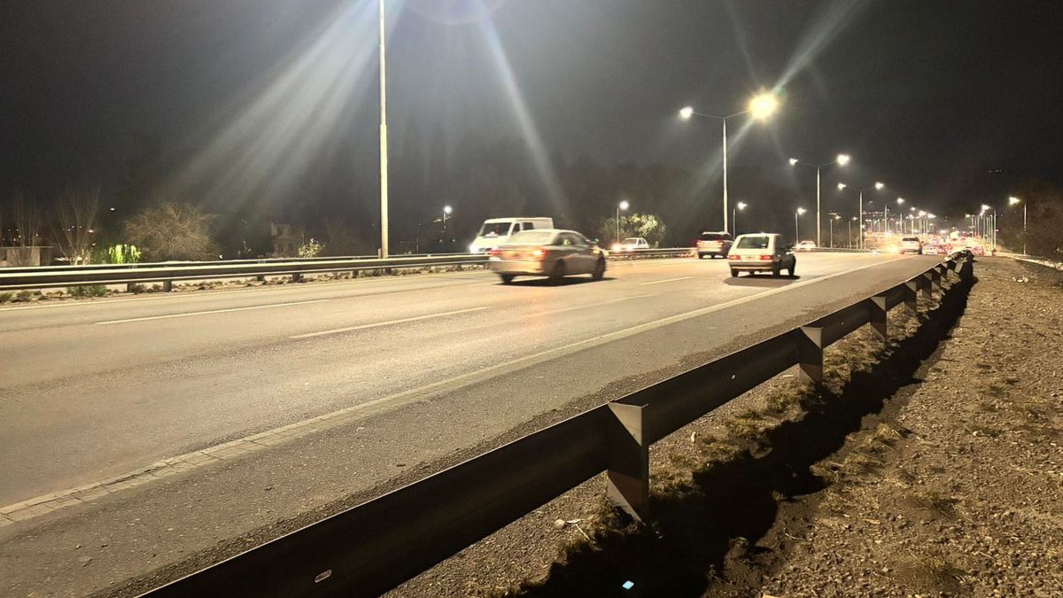El accidente en el que un chico de 14 años fue atropellado ocurrió en el Acceso Este a la altura de calle Estrada, de Guaymallén.